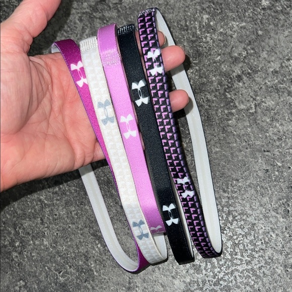 Under Armour Accessories - Under Armour 5 piece head band set nwot
